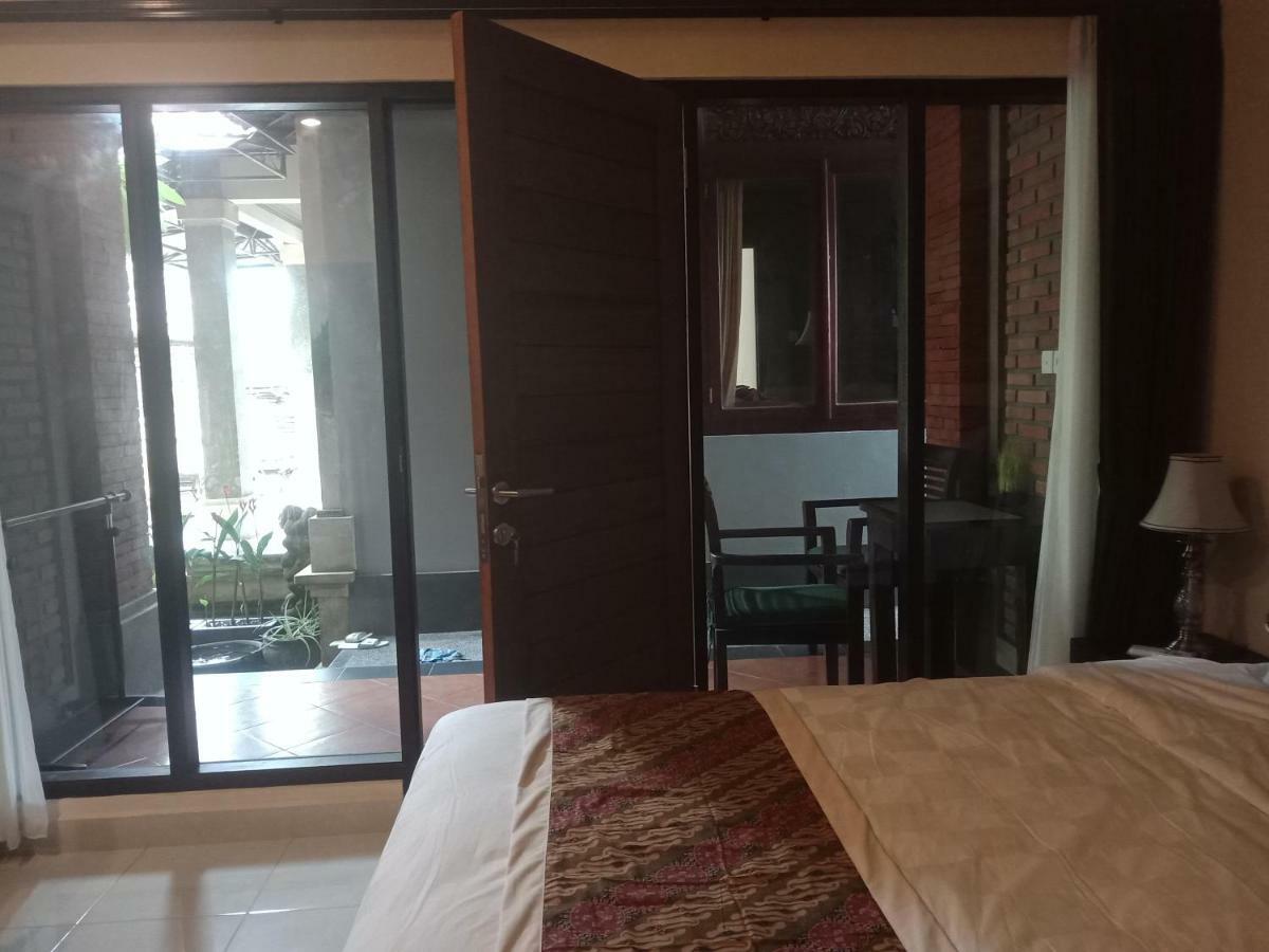 Ubud Taksu Homestay Extérieur photo