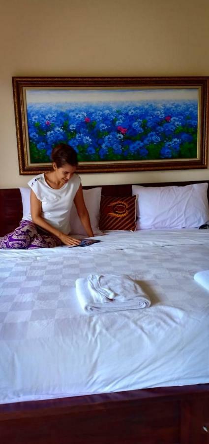 Ubud Taksu Homestay Extérieur photo