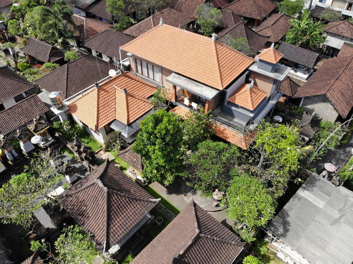 Ubud Taksu Homestay Extérieur photo